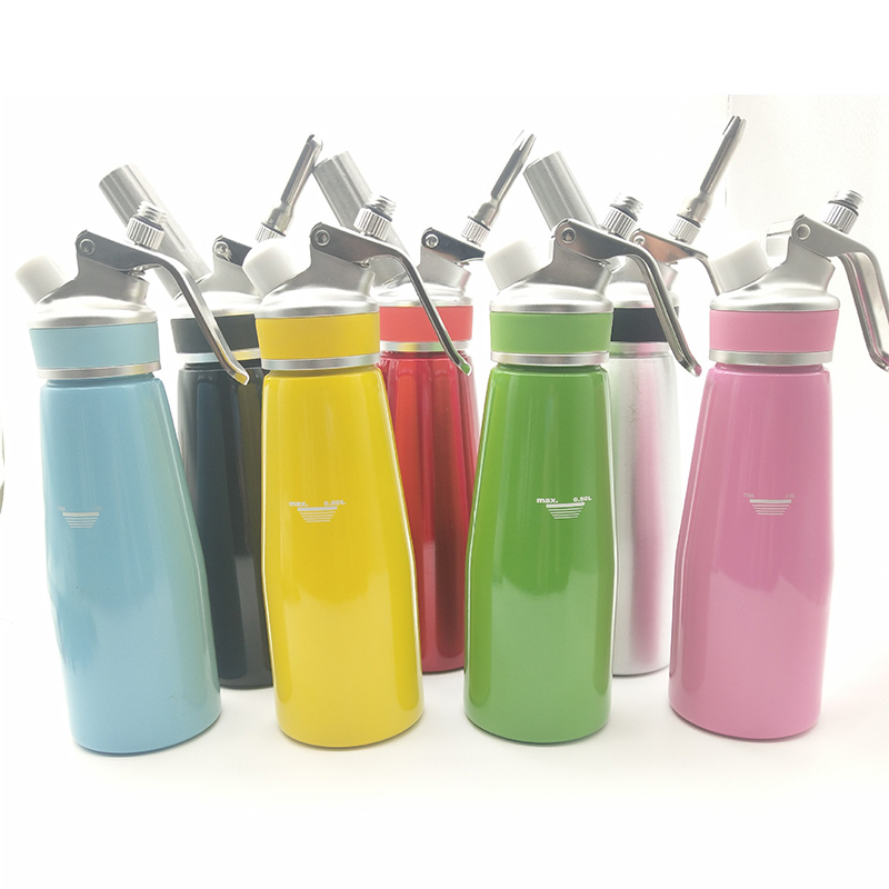 Stainless Steel Whipped Cream Dispenser