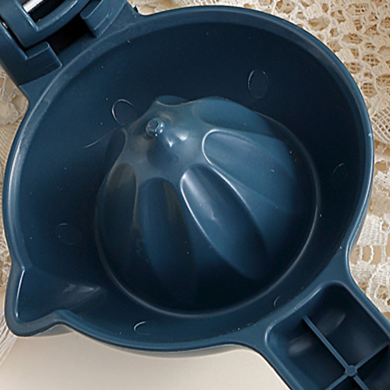 #Lemon squeezer portable