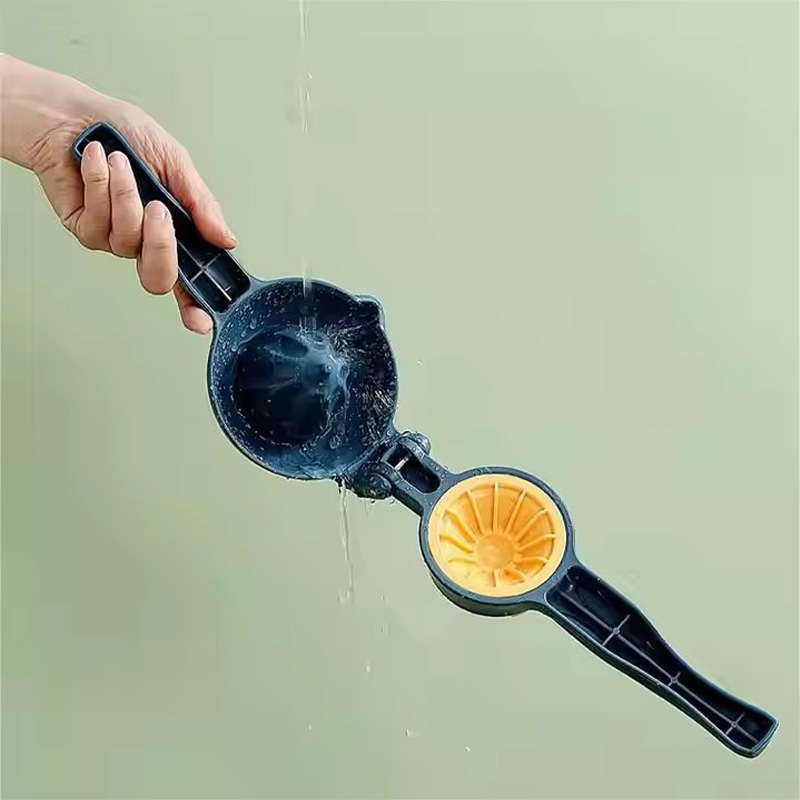 Customized portable lemon squeezer